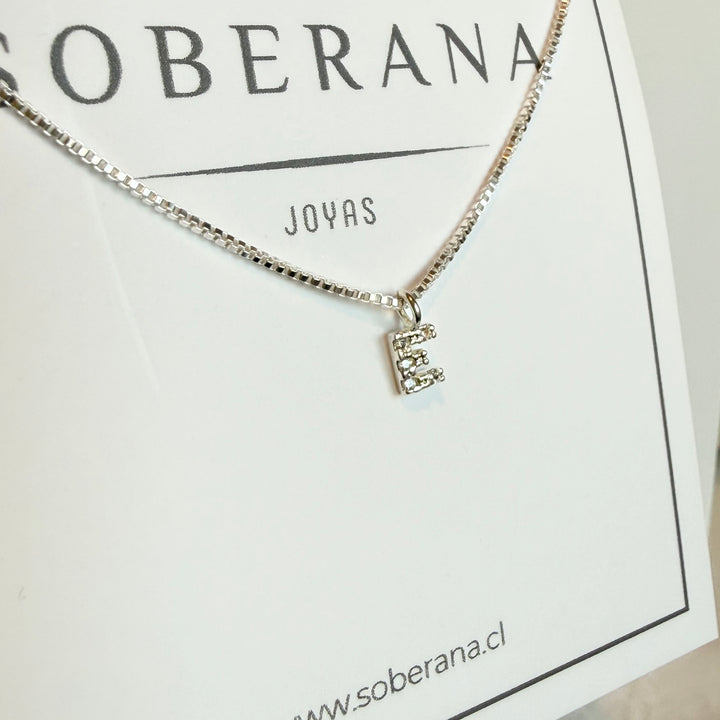 Collar Letra Mini