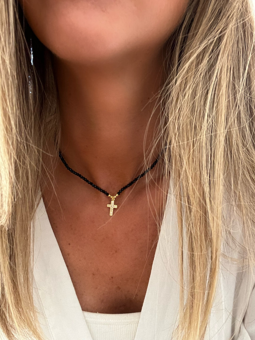 Collar Onix Cruz Gold